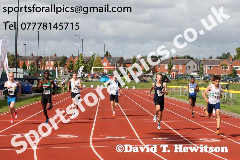 Boys under-15s 200 metres, Northern Under-17s/U-15s and U13s Champs, Leigh Sports Village, Leigh. Photo: David T. Hewitson/Sports for All Pics